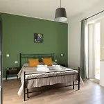 Meryli House